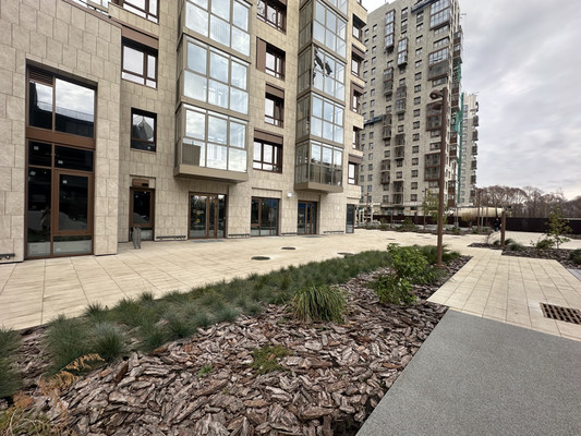 Снять  помещение свободного назначения