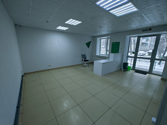 Снять  торговое помещение