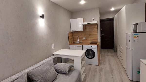 Купить --комнатную квартиру