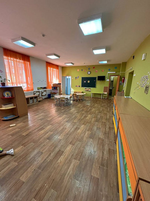 Снять  помещение свободного назначения