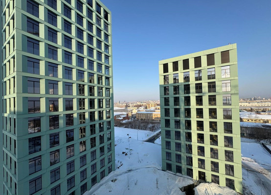 Купить --комнатную квартиру