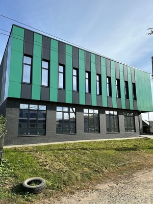 Снять  помещение свободного назначения